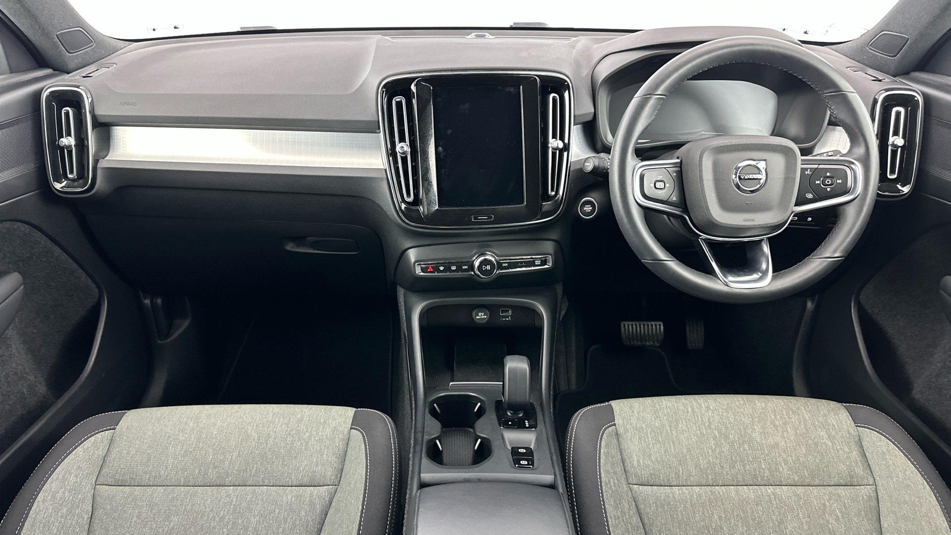 4020903 1.5 T4 Recharge PHEV Core Bright 5dr Auto