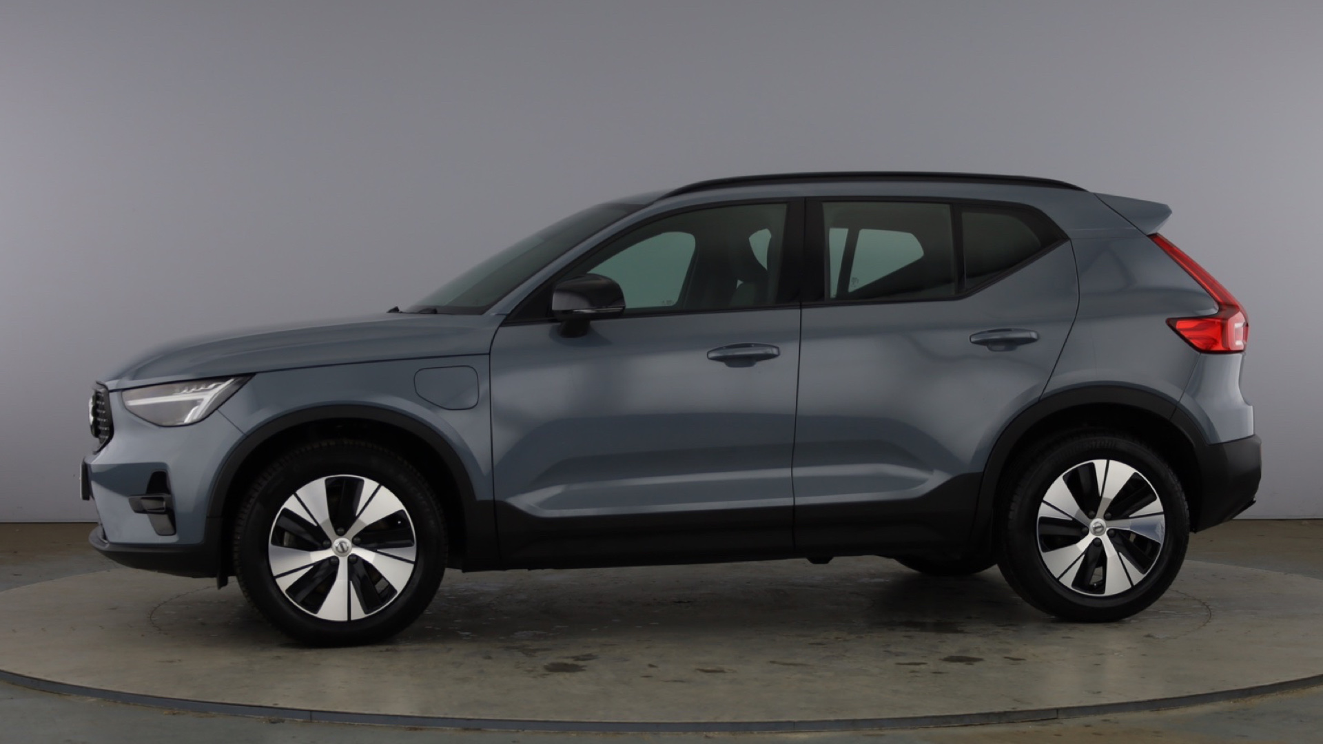 4049541 1.5 T4 Recharge PHEV Plus Dark 5dr Auto