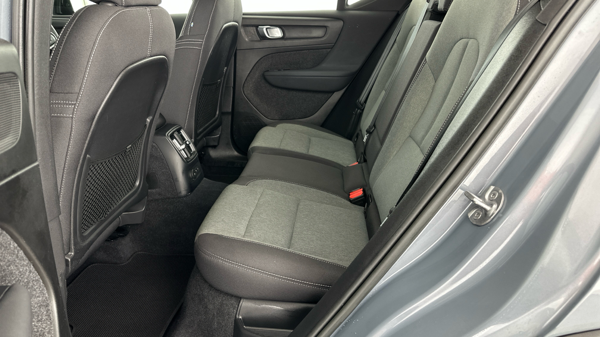 4049541 1.5 T4 Recharge PHEV Plus Dark 5dr Auto