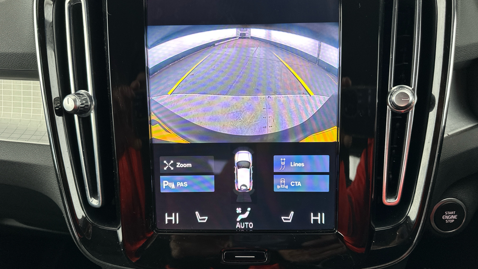 4049541 1.5 T4 Recharge PHEV Plus Dark 5dr Auto