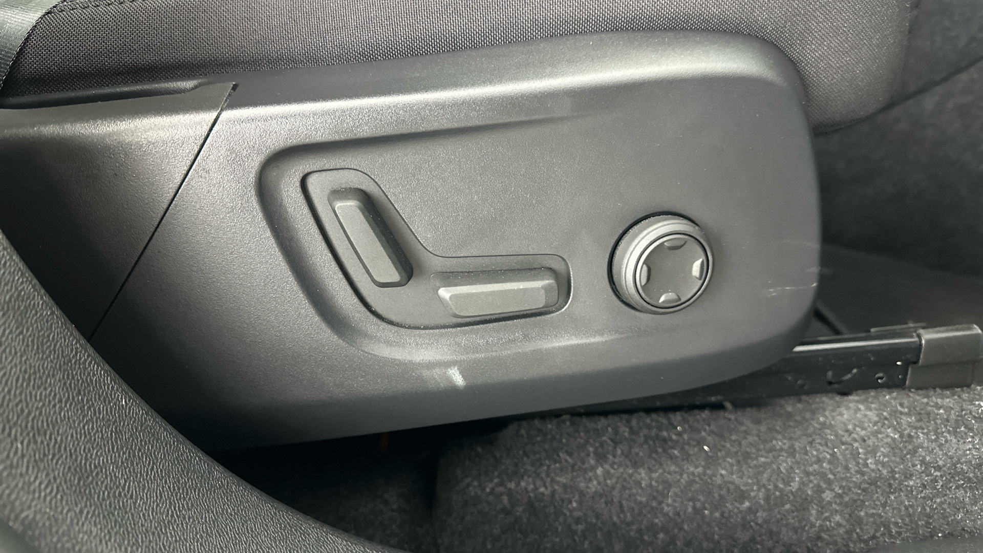 4021003 300kW Recharge Twin Plus 78kWh 5dr AWD Auto