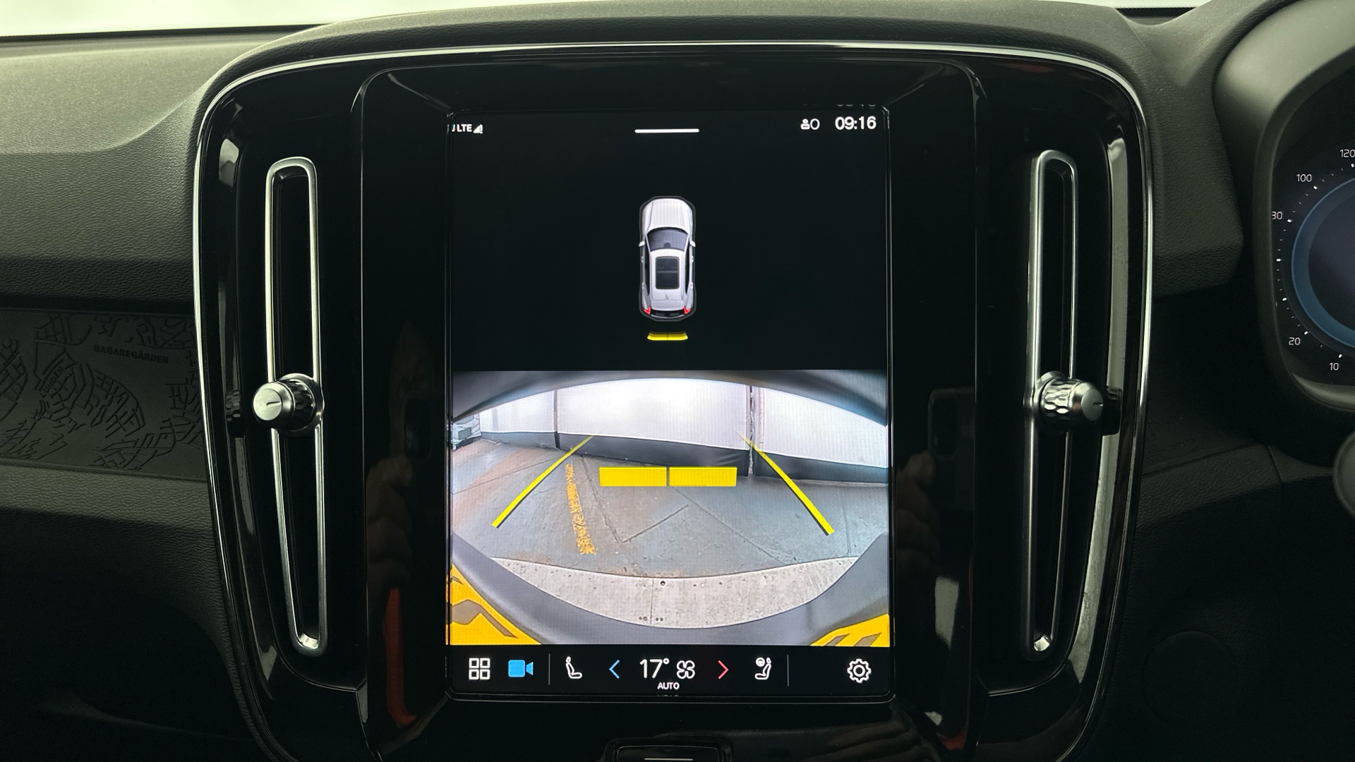 4021003 300kW Recharge Twin Plus 78kWh 5dr AWD Auto