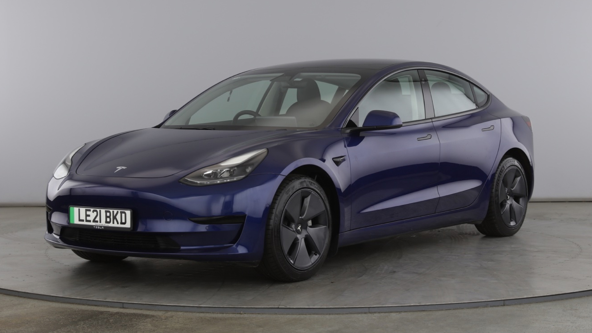 Tesla Model 3 Saloon Standard Plus 4dr Auto
