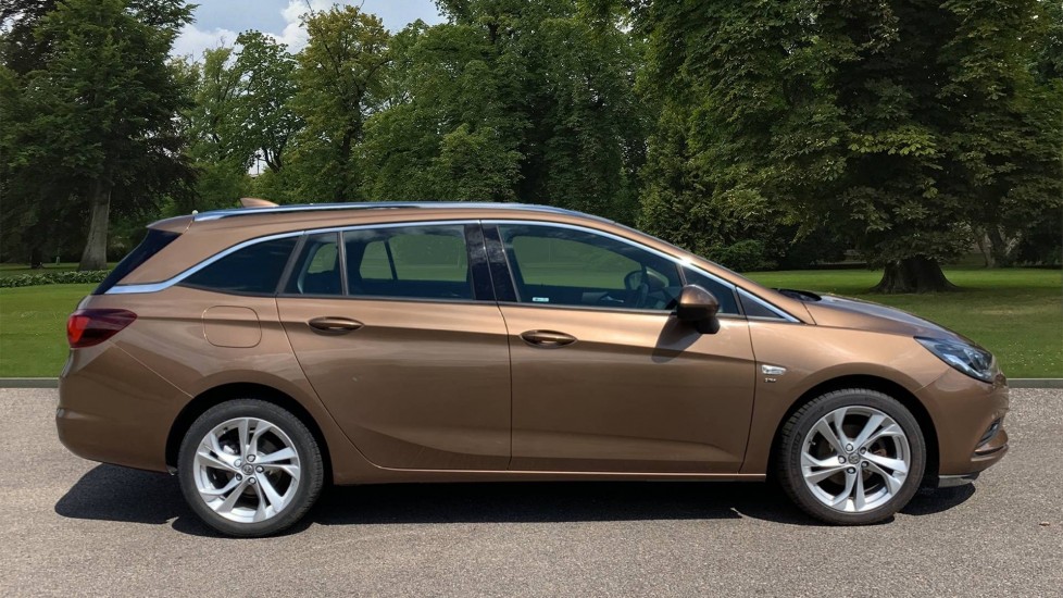 Used Vauxhall Astra Estate 1.4i Turbo SRi Nav Sports Tourer Auto (s/s