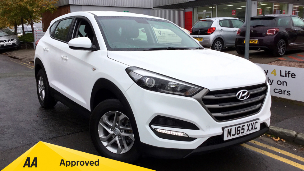 Hyundai Tucson 1 7 Crdi Blue Drive S 5dr 2wd Diesel Estate 2015
