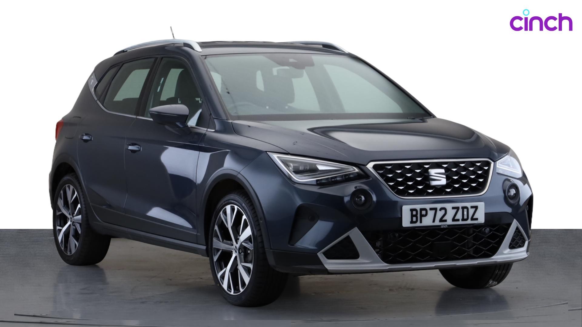 SEAT Arona listing photo