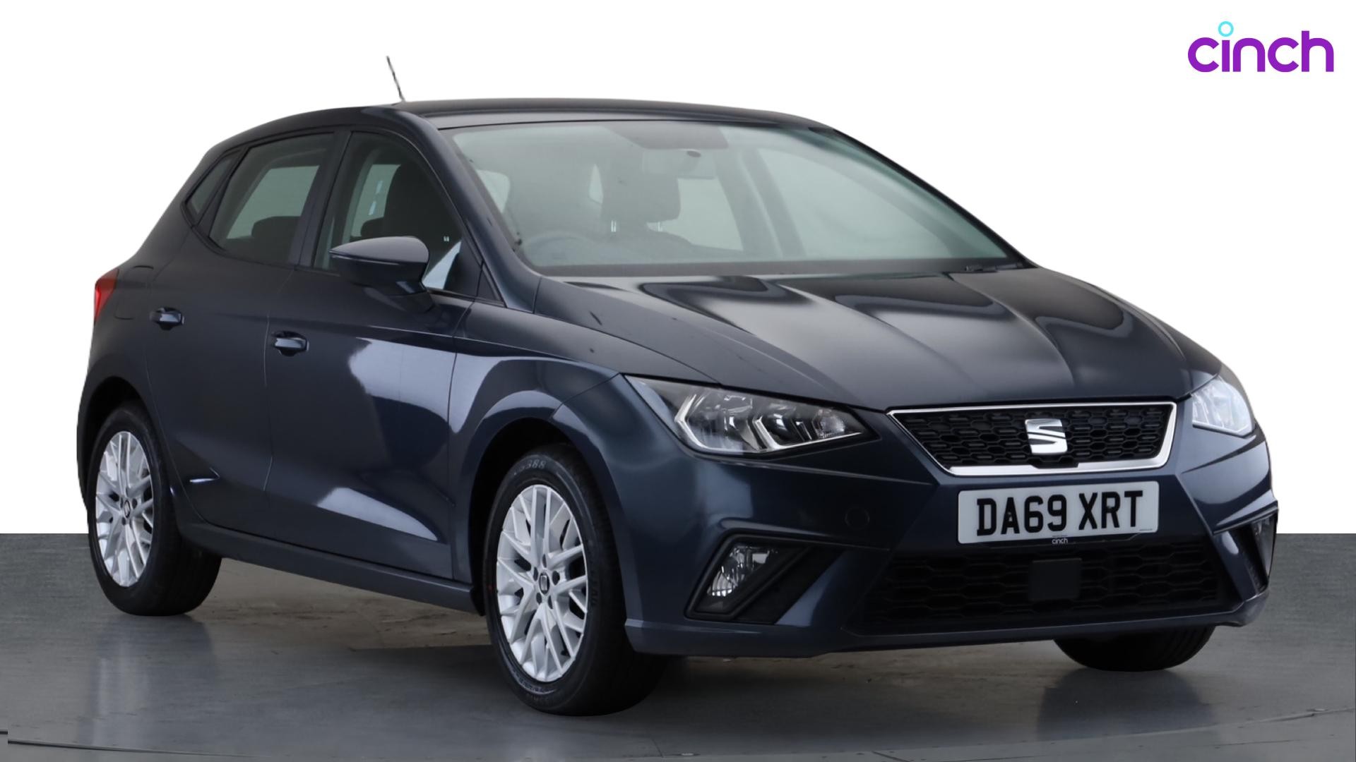SEAT Ibiza listing photo