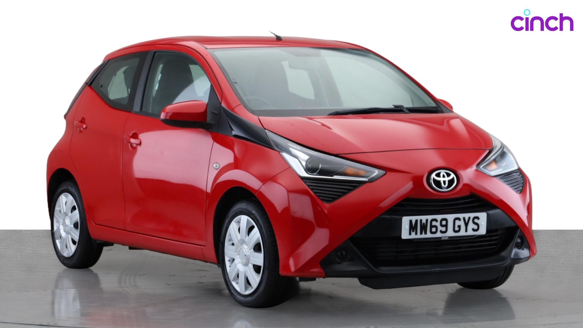 Toyota AYGO listing photo