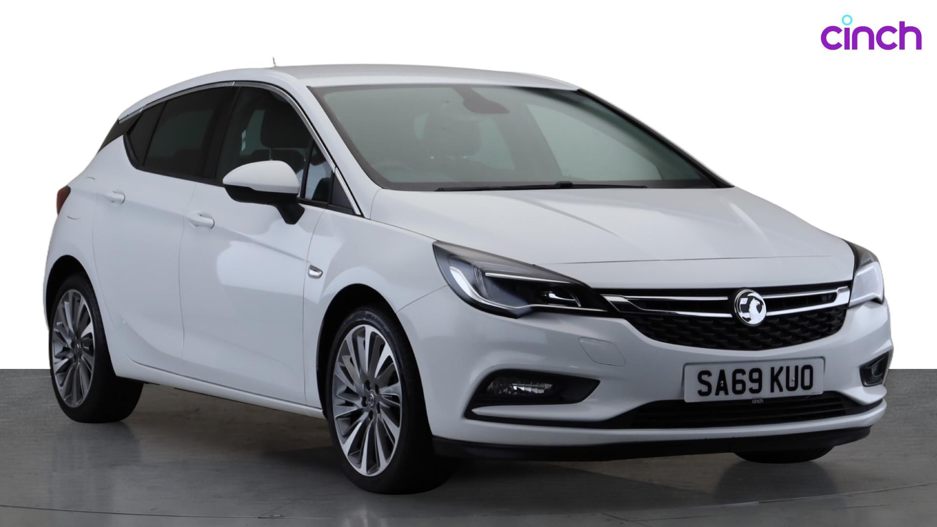 Vauxhall Astra listing photo