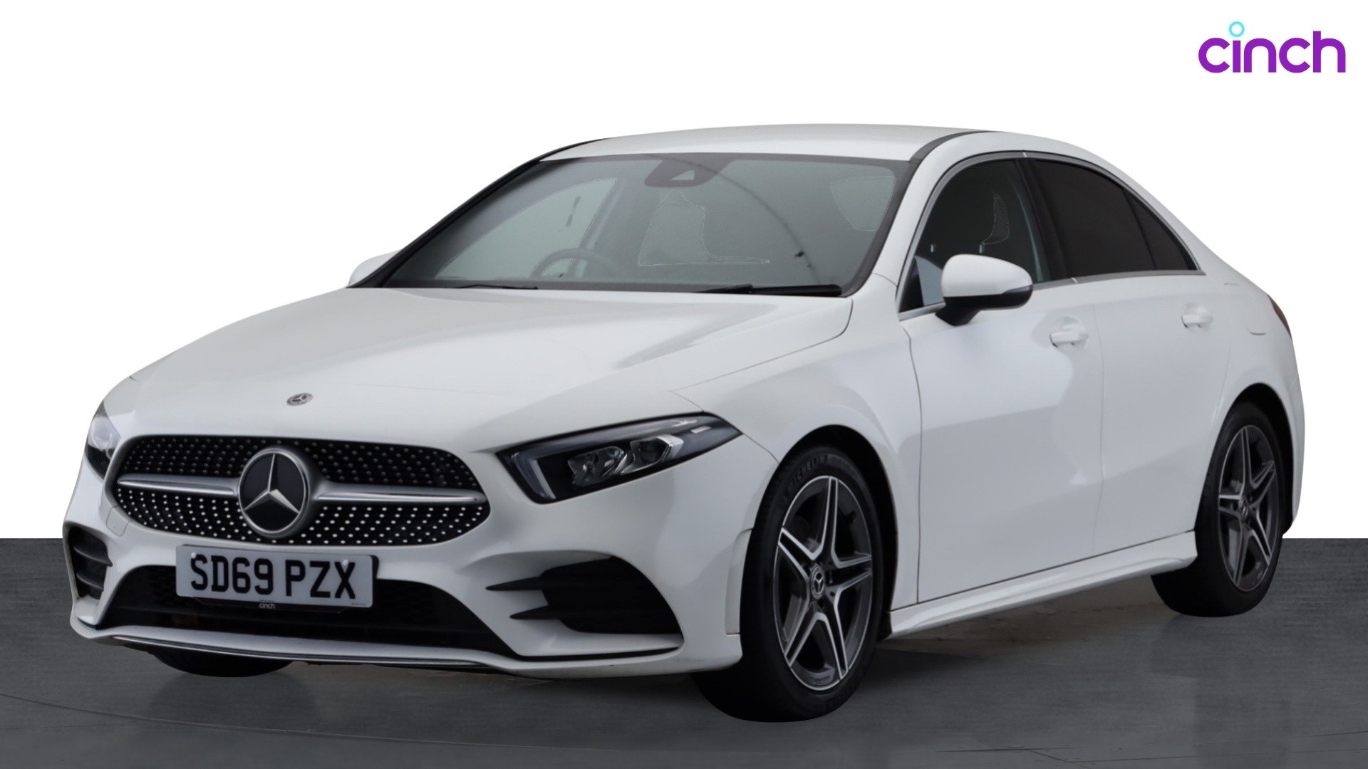 Used 2019 WHITE Mercedes-Benz A-Class A180d AMG Line 4dr Auto 