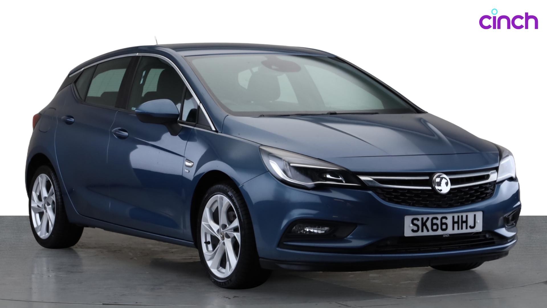 Vauxhall Astra listing photo