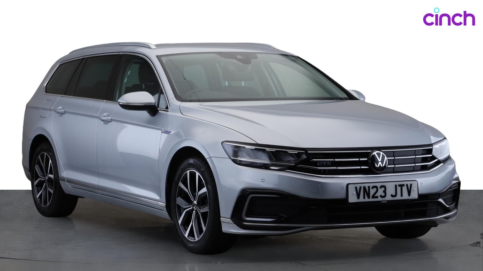 Volkswagen Passat listing photo
