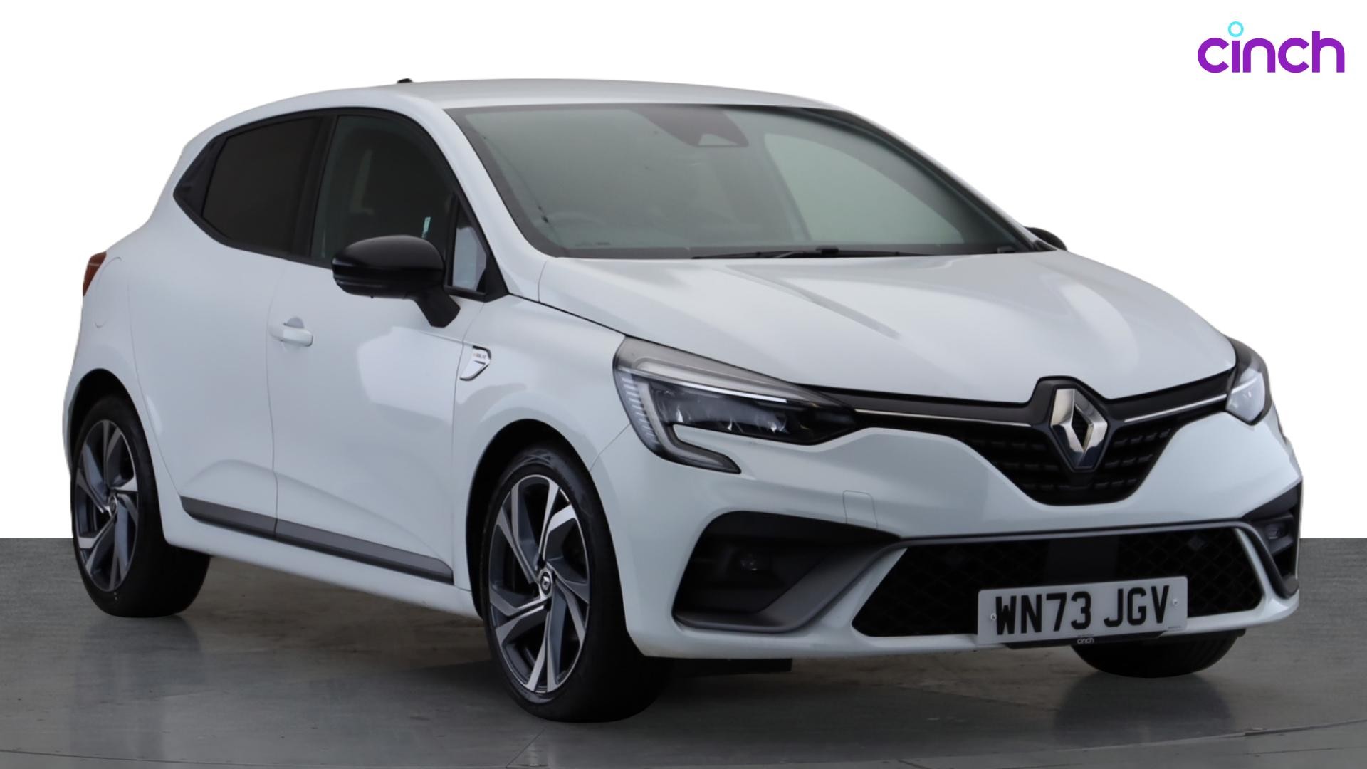 Renault Clio listing photo