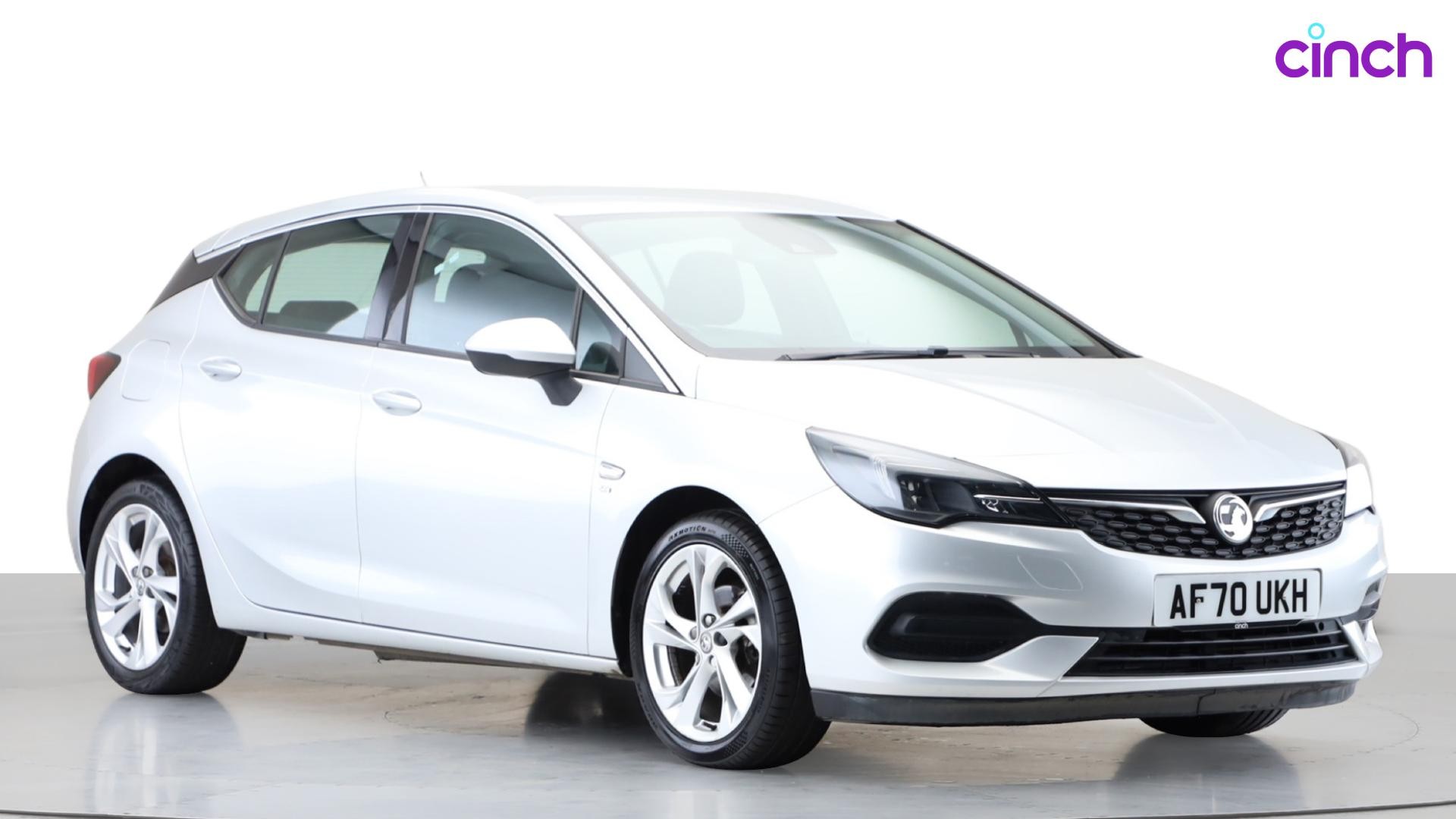 Vauxhall Astra listing photo