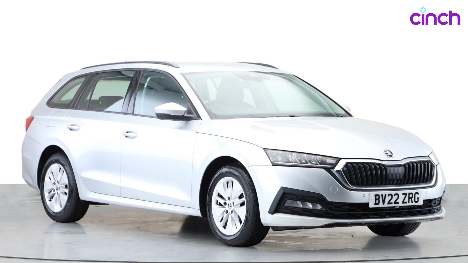 Skoda Octavia listing photo