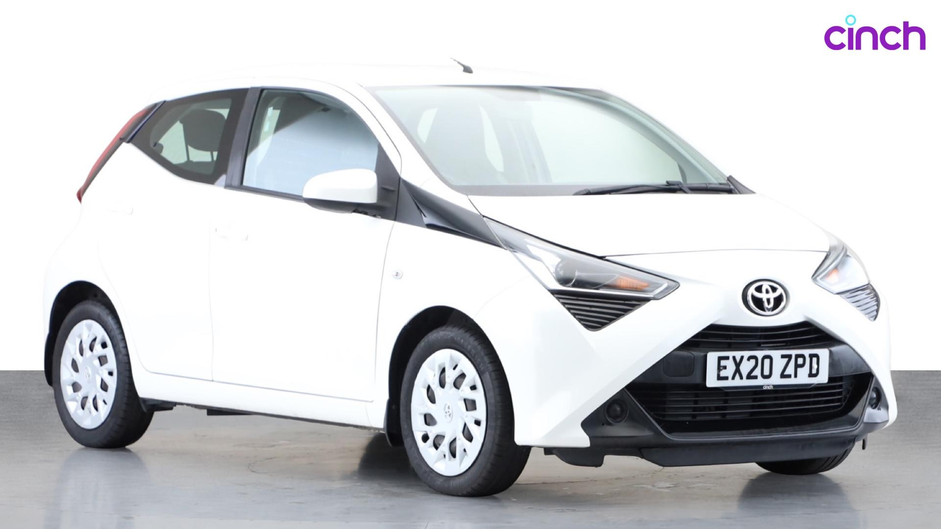 Toyota AYGO listing photo