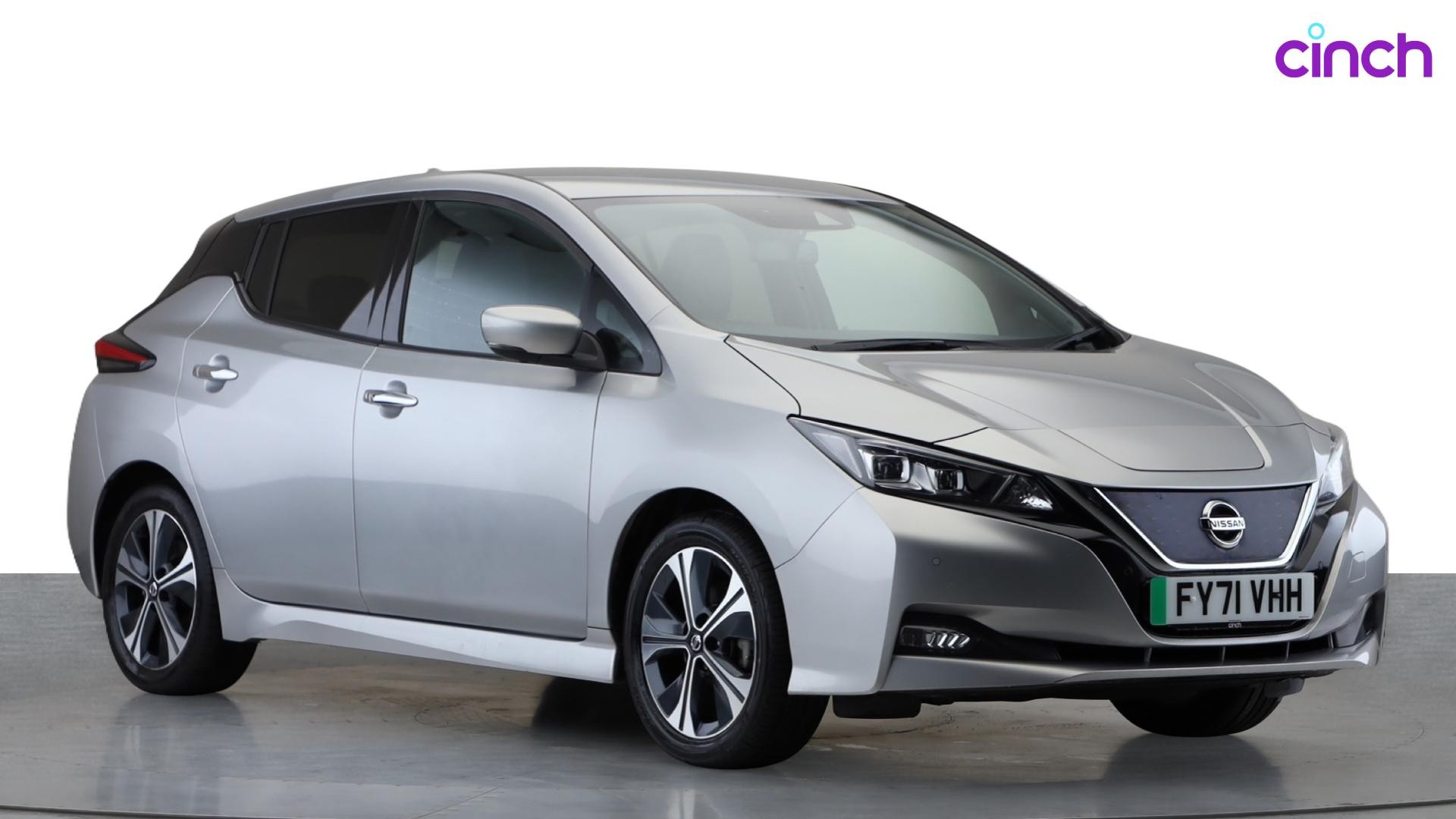Nissan Leaf listing photo