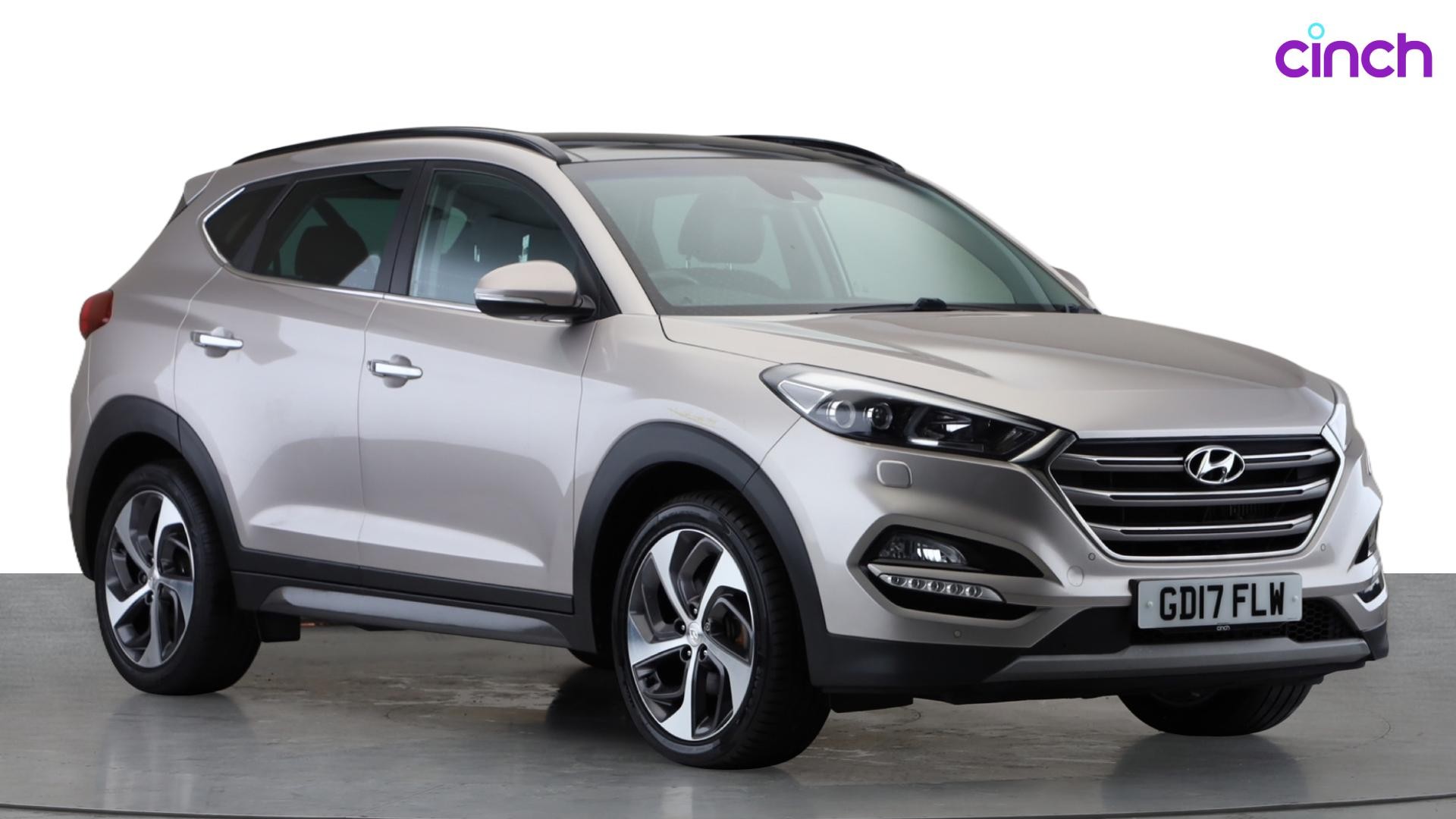 Hyundai Tucson listing photo