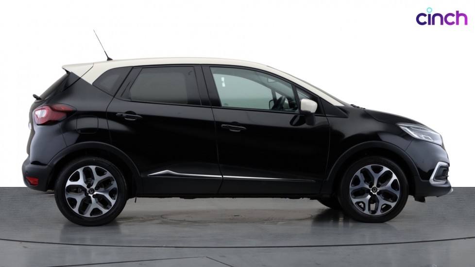 Used 2018 BLACK Renault Captur 0.9 TCE 90 Signature X Nav 5dr 