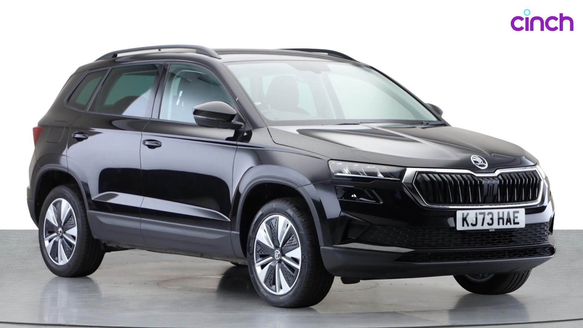 Skoda Karoq listing photo