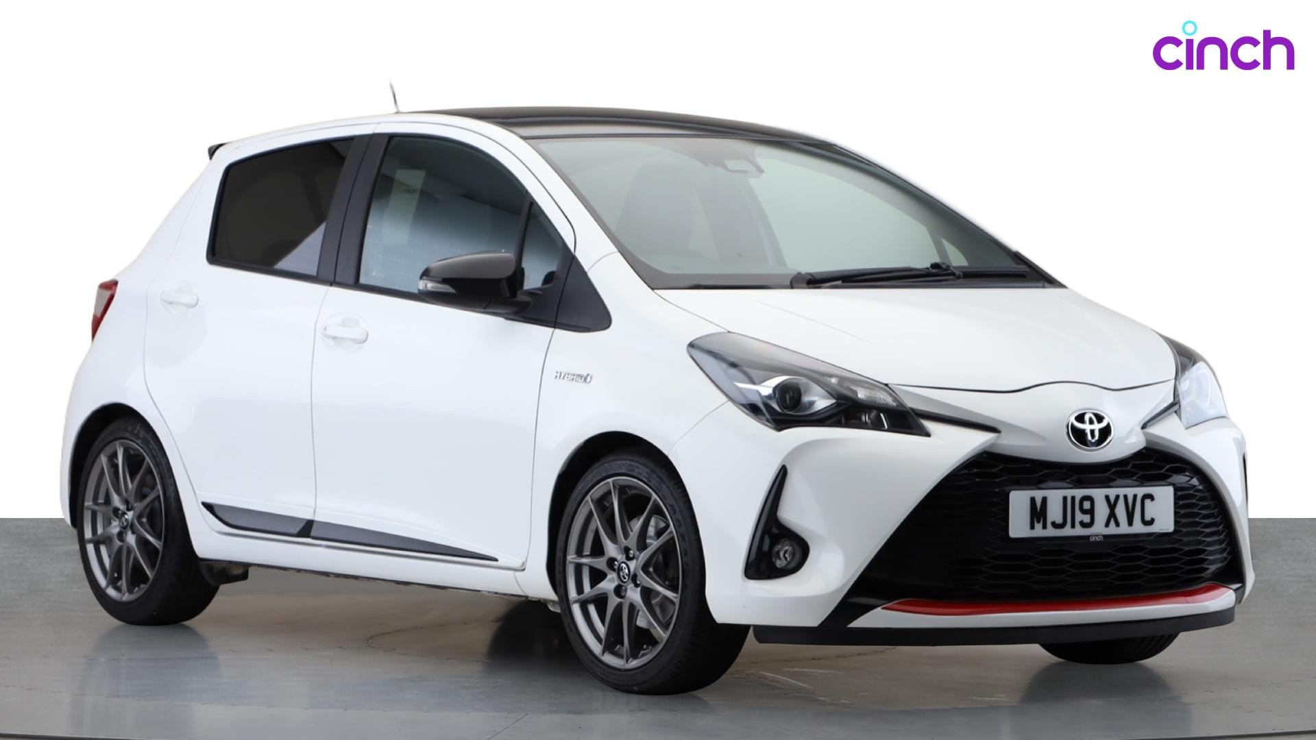 Toyota Yaris dealer public-web source image