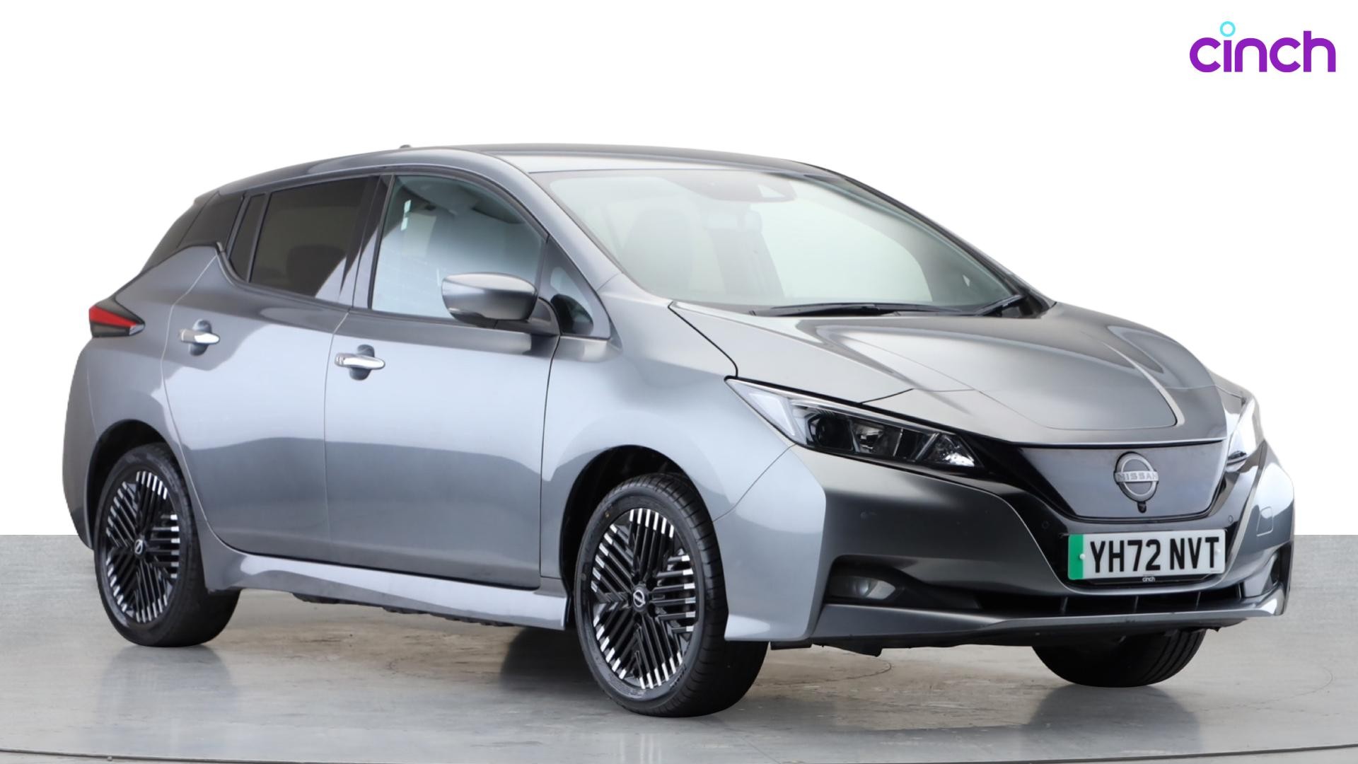 Nissan Leaf listing photo