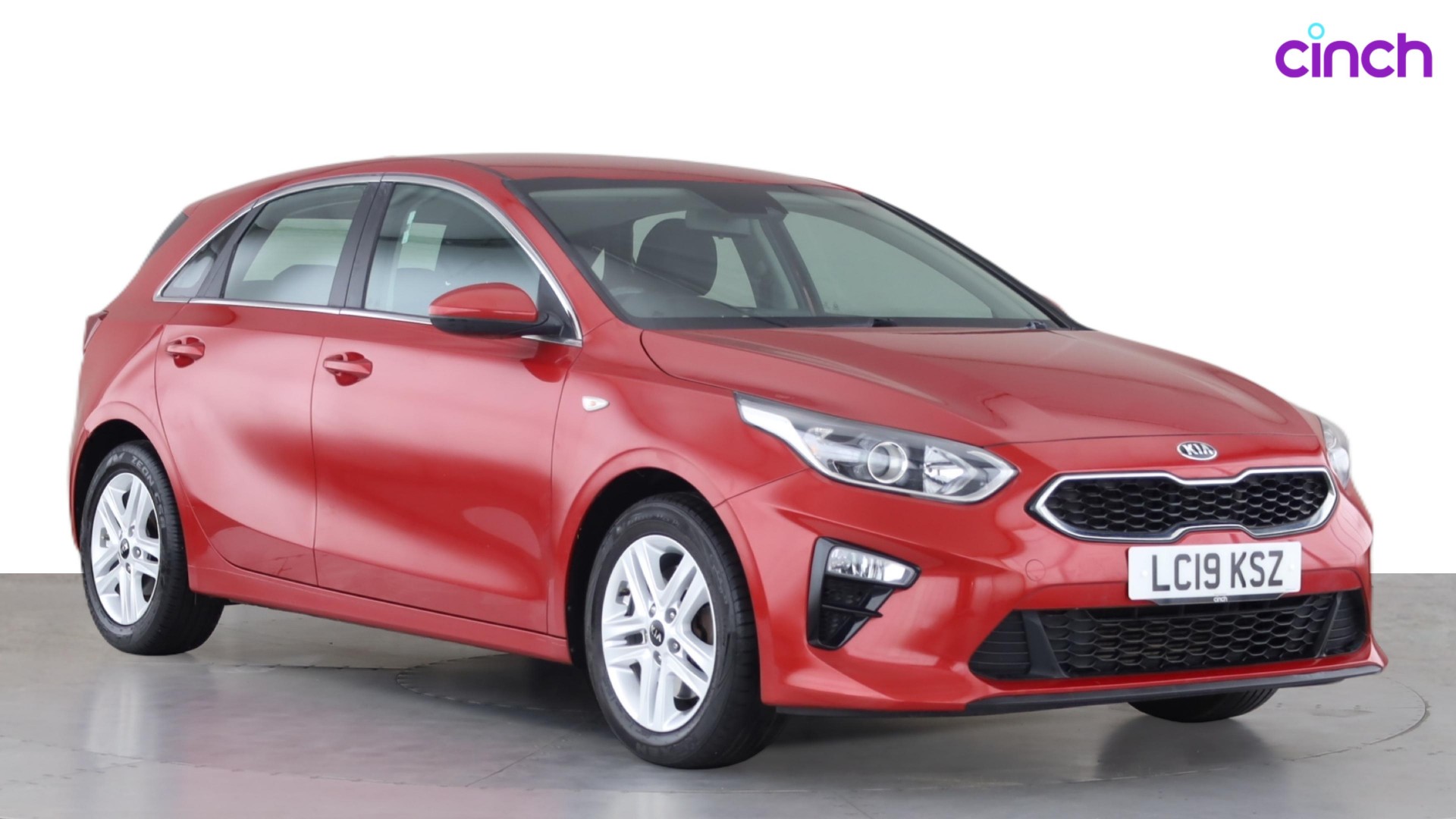 Kia Ceed listing photo