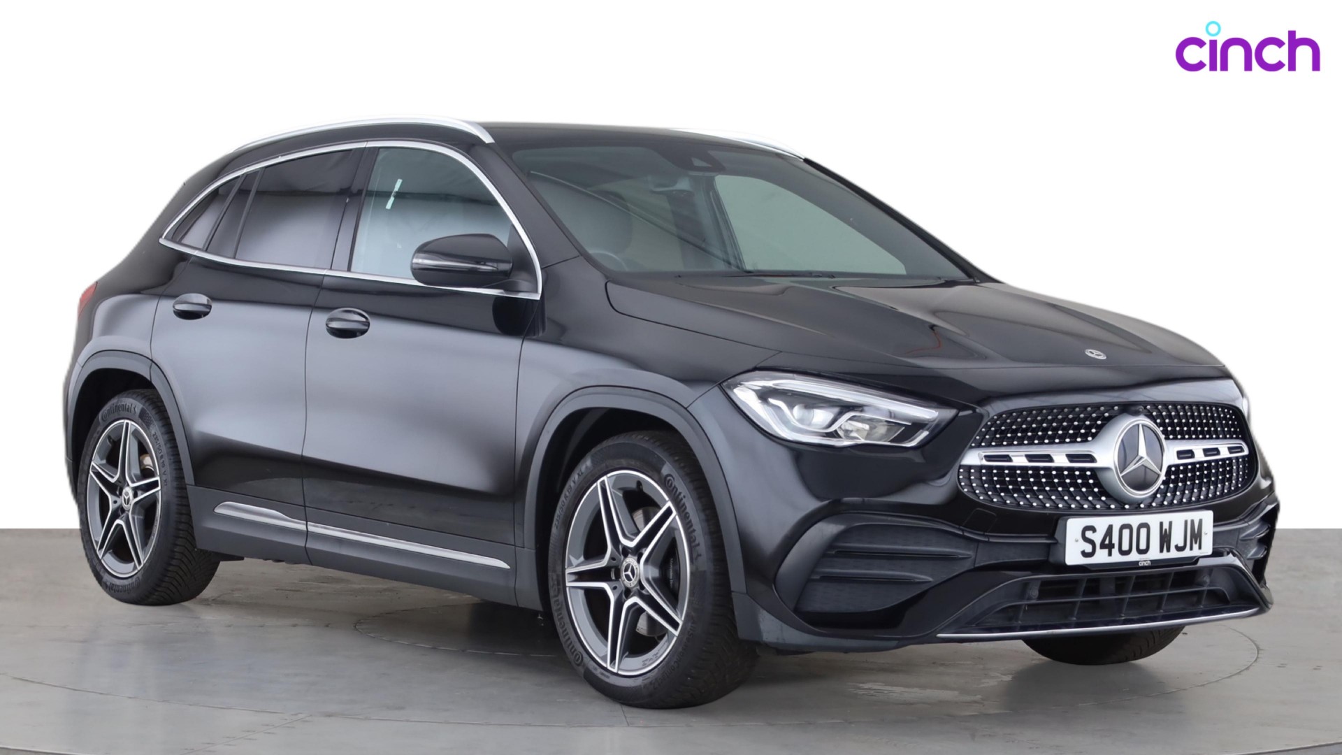 Mercedes-Benz GLA listing photo