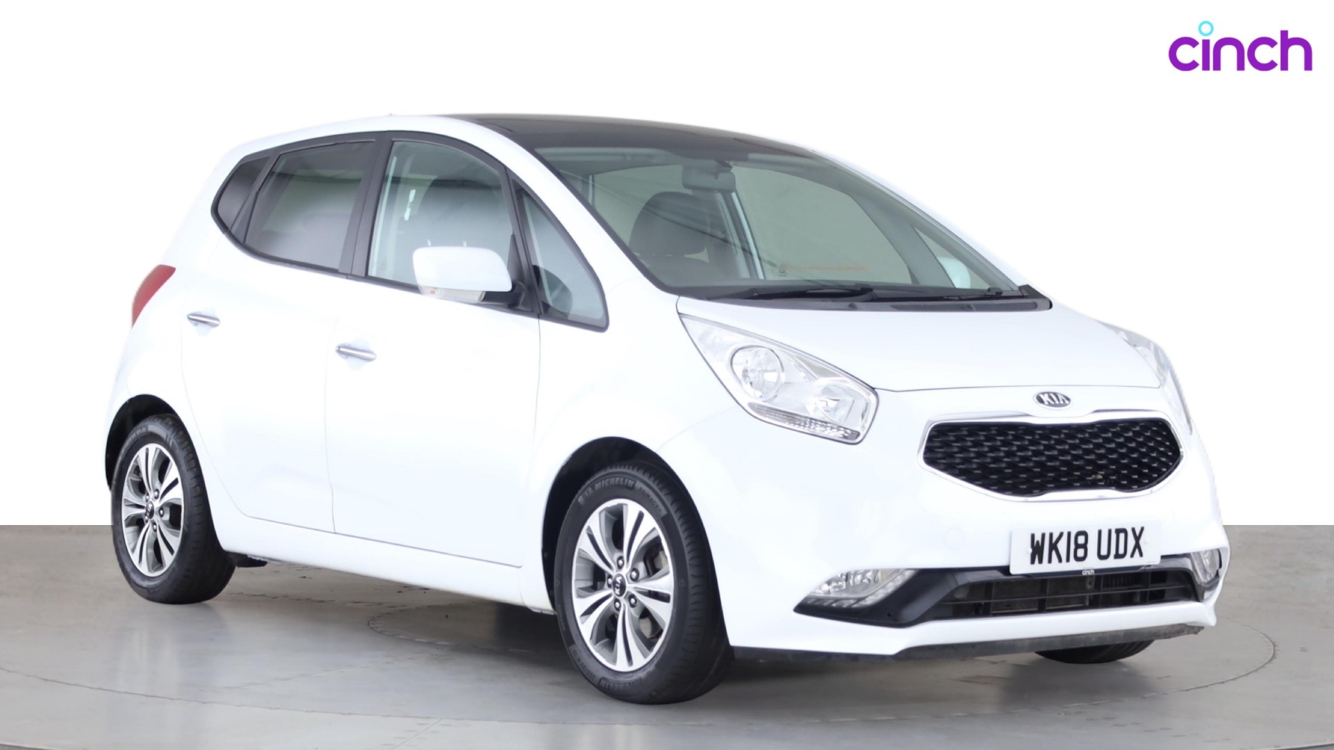 Kia Venga listing photo