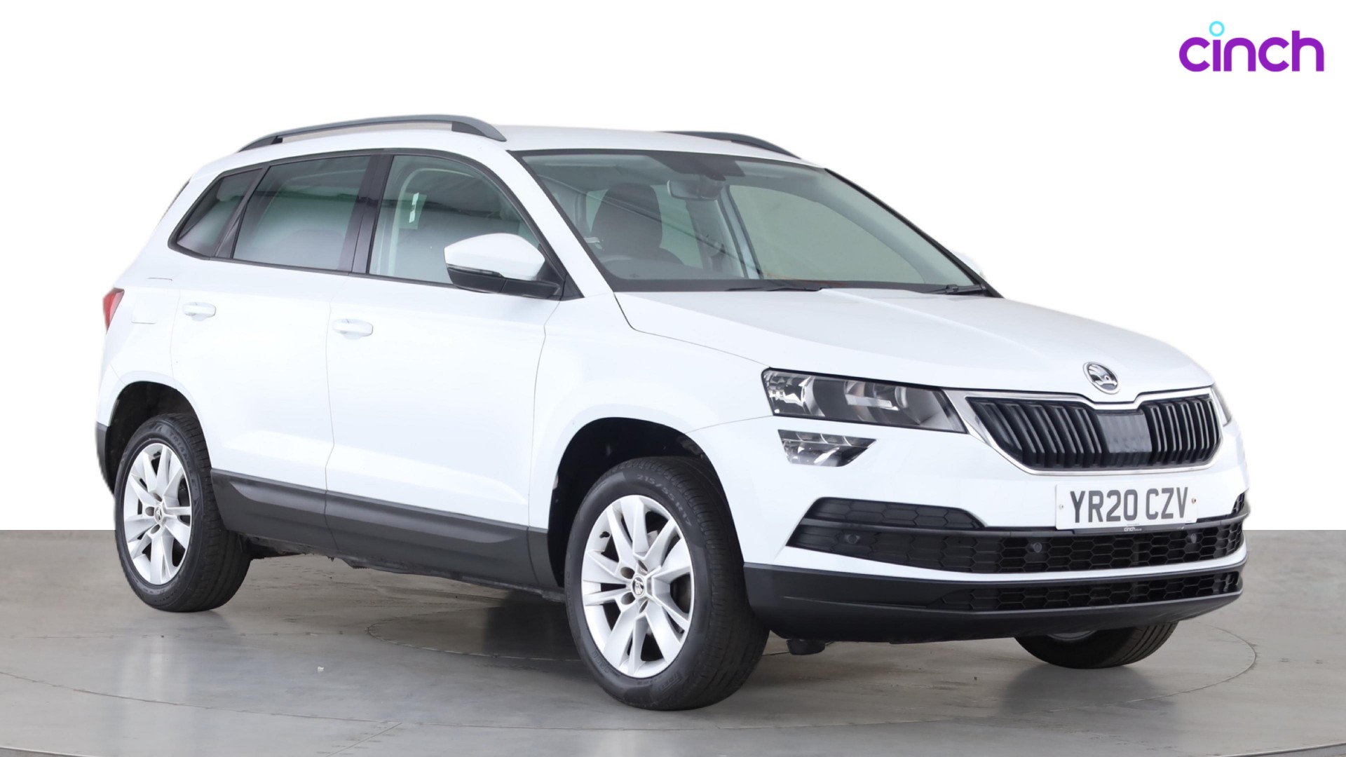 Skoda Karoq listing photo