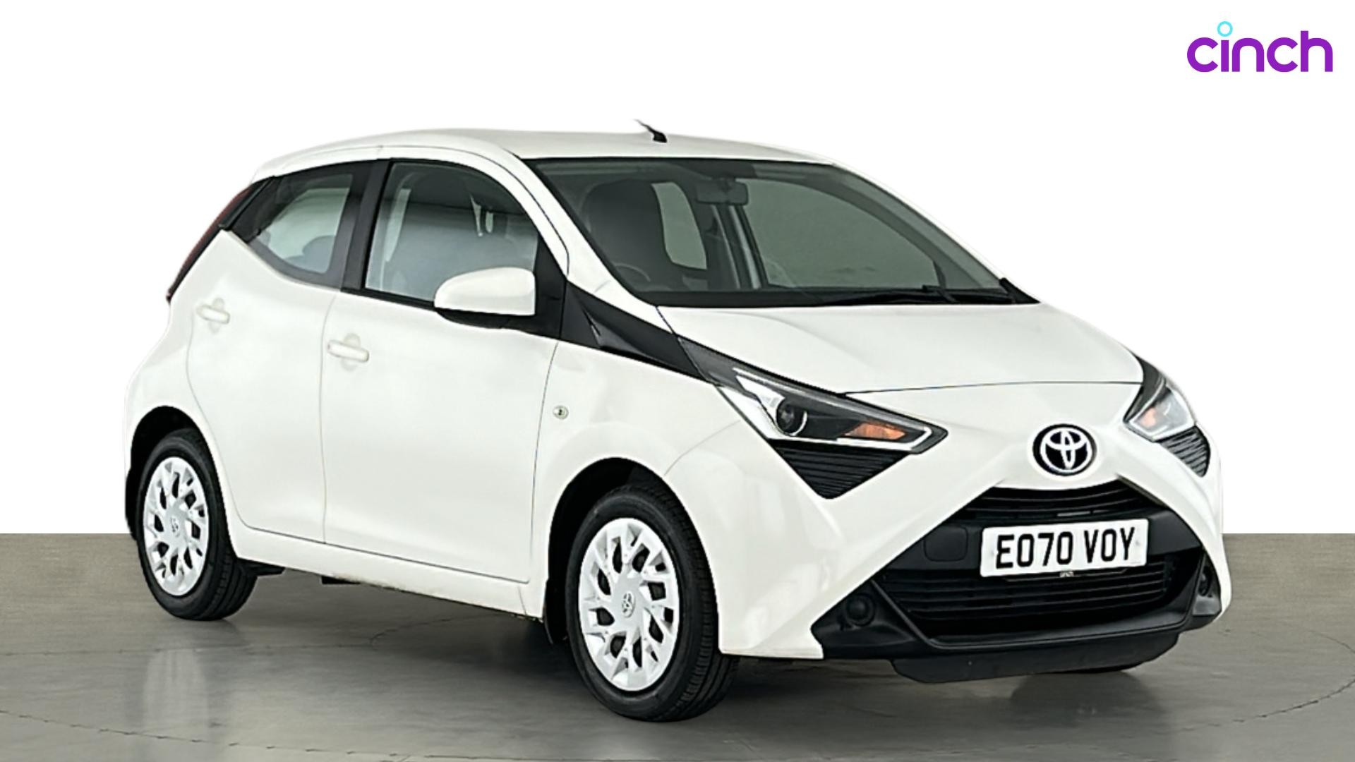 Toyota AYGO listing photo