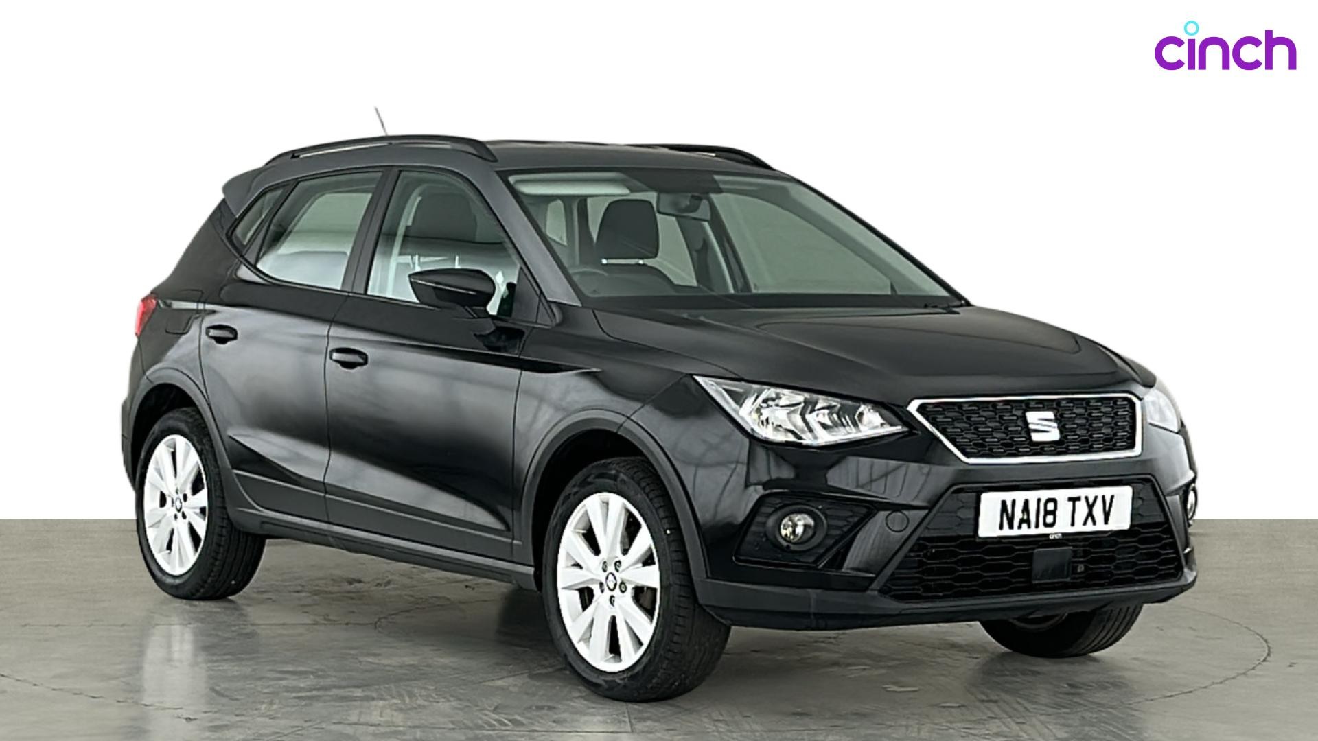 SEAT Arona listing photo