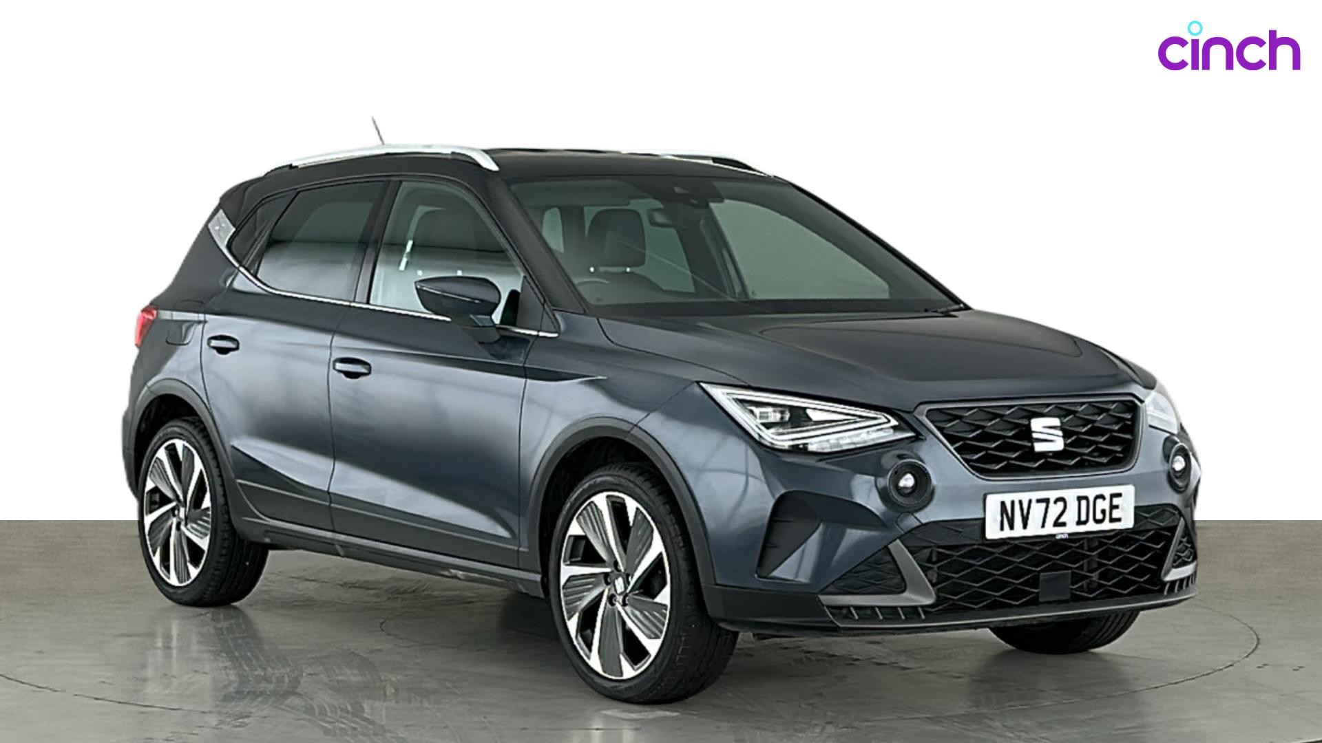 SEAT Arona listing photo