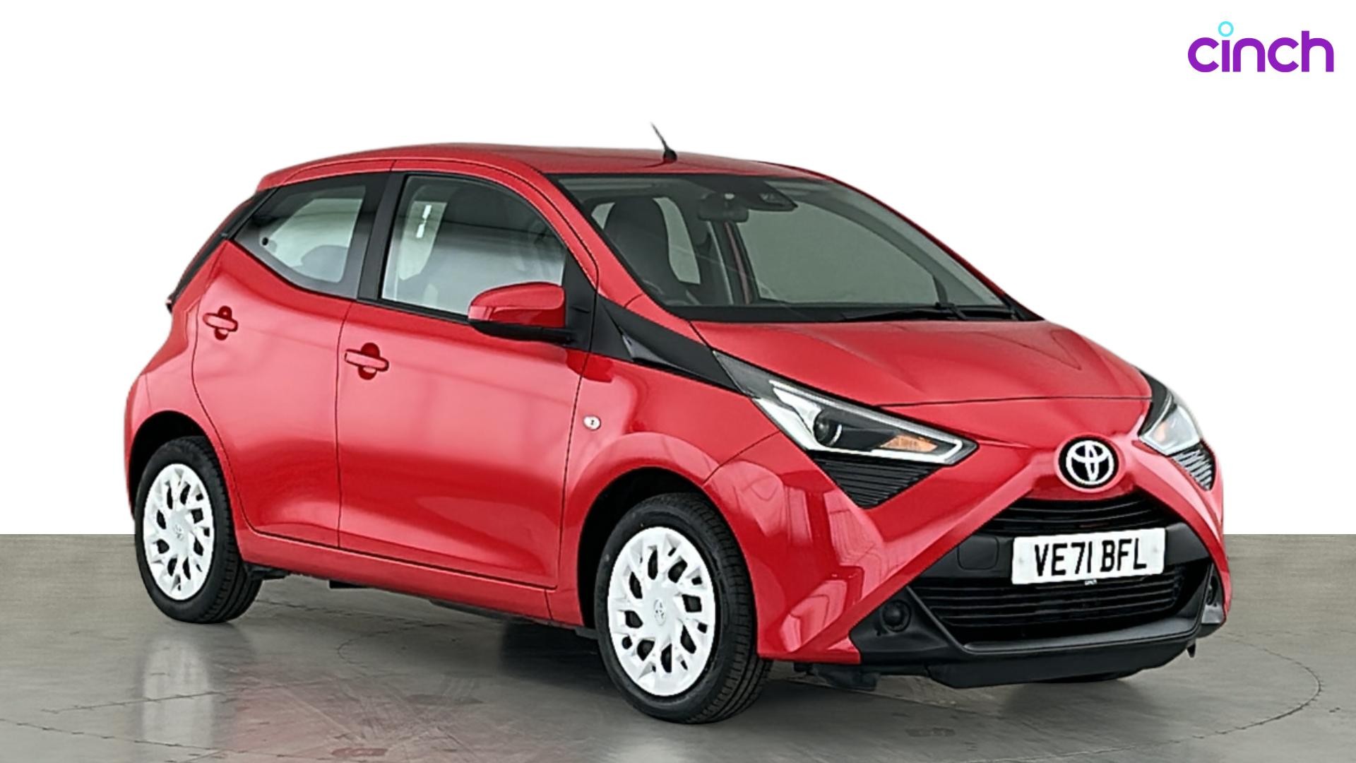 Toyota AYGO listing photo