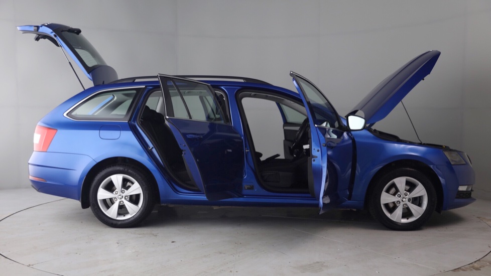 Skoda OCTAVIA ESTATE 1.0 TSI SE TECHNOLOGY DSG £14,995 ...