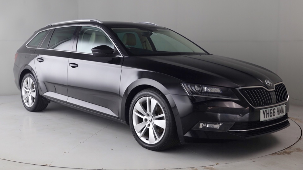 Easy open skoda superb