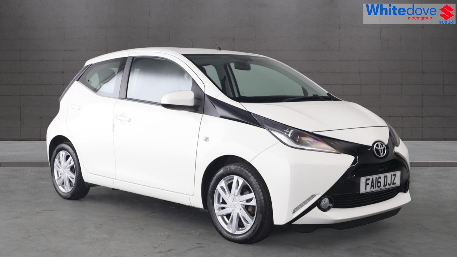 2016 TOYOTA AYGO