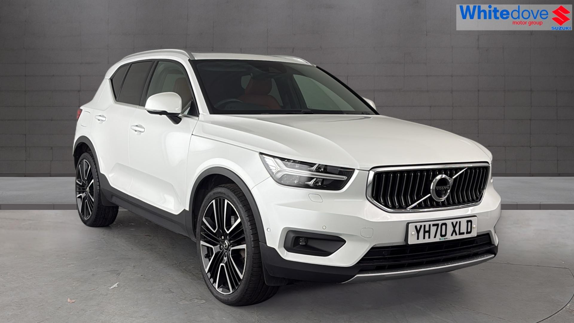 2020 Volvo XC40