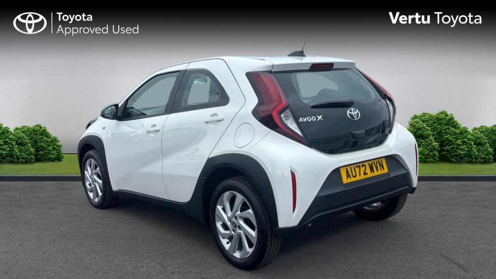 Toyota Aygo X 1.0 VVT-i Pure 5dr Auto Petrol Hatchback - Image 4