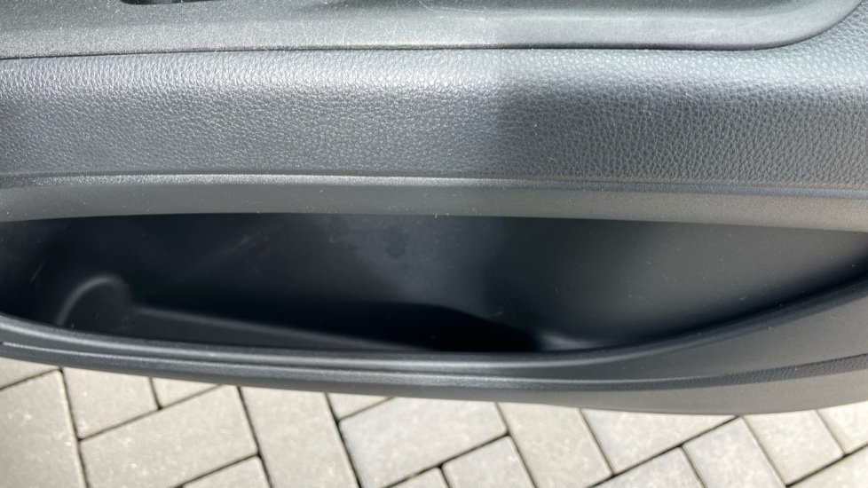 Toyota Aygo X 1.0 VVT-i Pure 5dr Auto Petrol Hatchback - Image 32