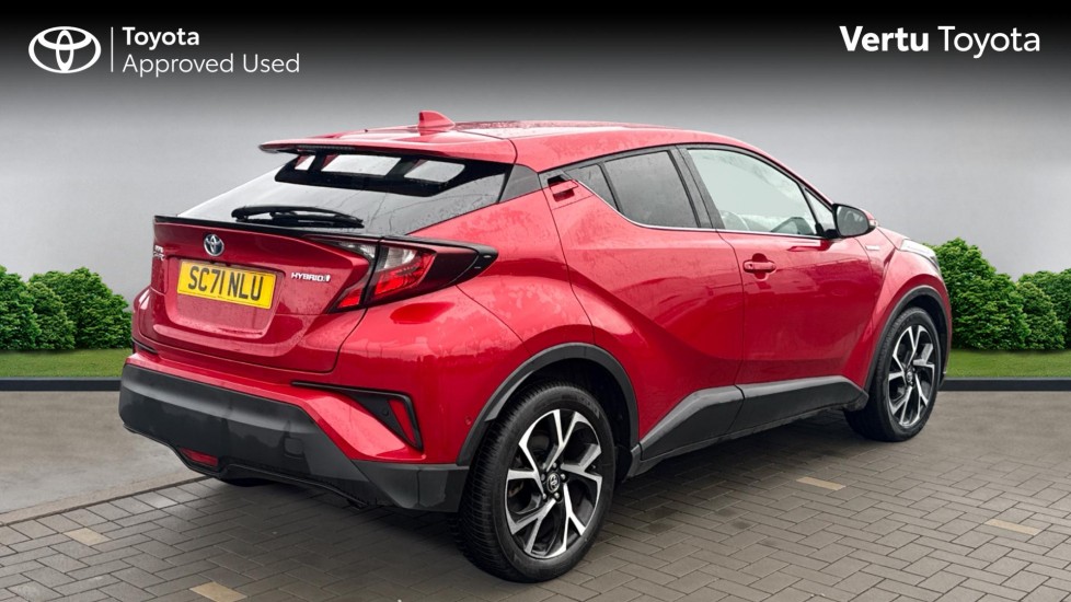 Toyota C-HR 1.8 Hybrid Design 5dr CVT Hybrid Hatchback - Image 2