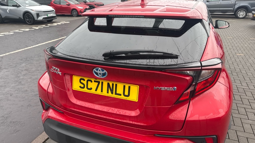 Toyota C-HR 1.8 Hybrid Design 5dr CVT Hybrid Hatchback - Image 18