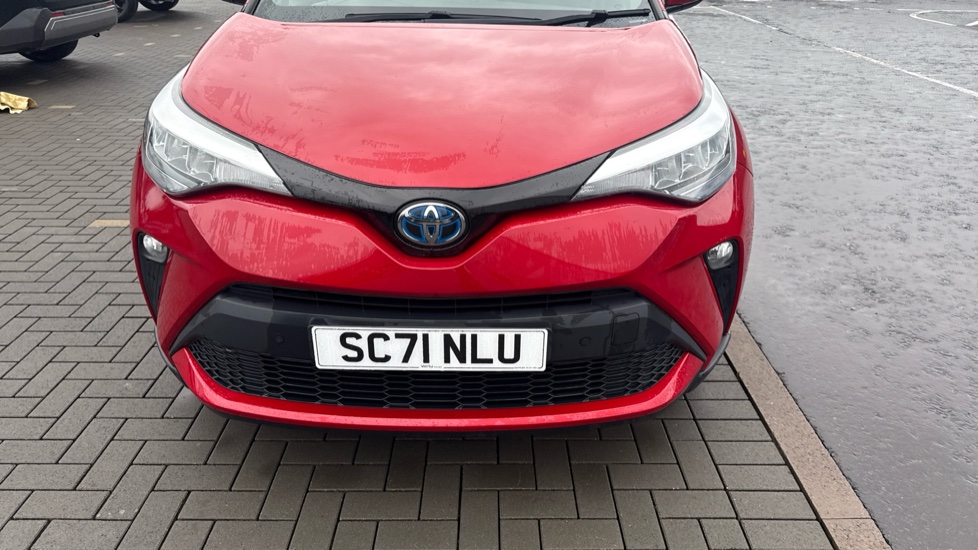 Toyota C-HR 1.8 Hybrid Design 5dr CVT Hybrid Hatchback - Image 31