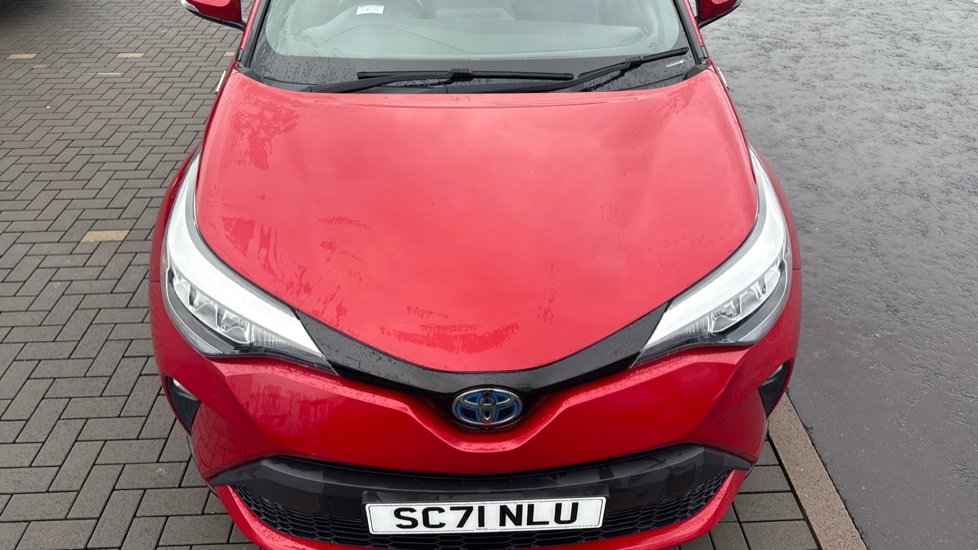 Toyota C-HR 1.8 Hybrid Design 5dr CVT Hybrid Hatchback - Image 32