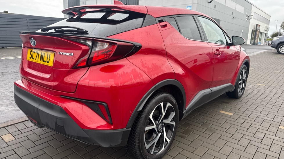 Toyota C-HR 1.8 Hybrid Design 5dr CVT Hybrid Hatchback - Image 34