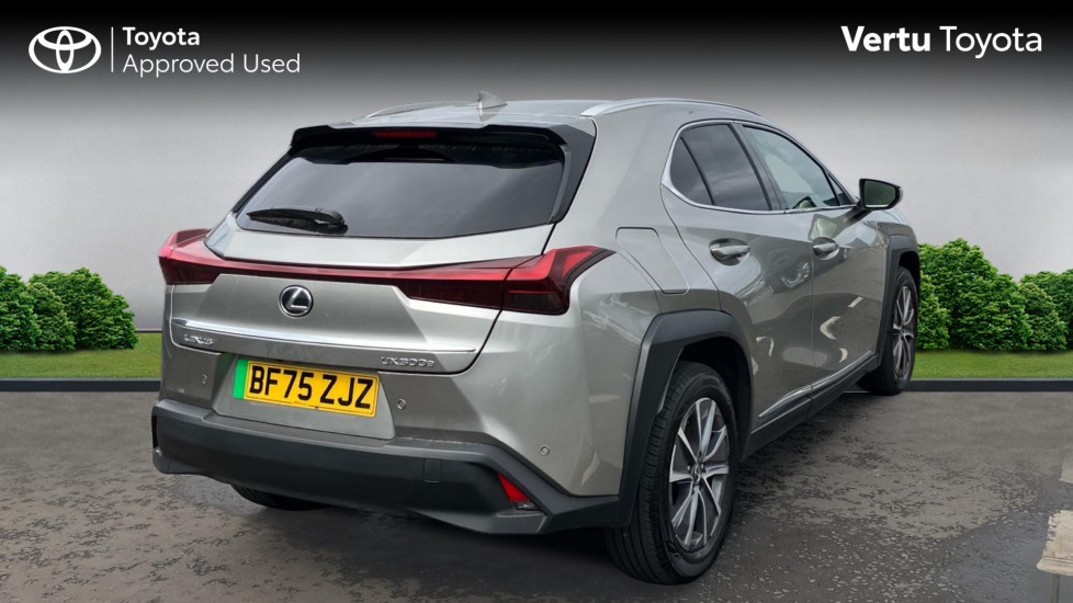 Lexus UX 300e 150kW 72.8 kWh Premium 5dr E-CVT Electric Hatchback - Image 2