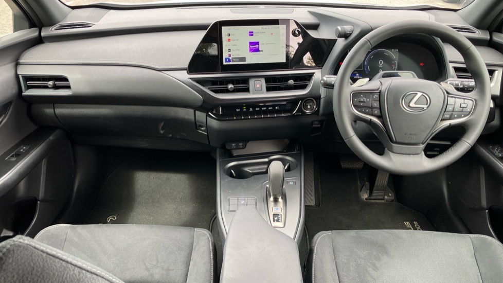 Lexus UX 300e 150kW 72.8 kWh Premium 5dr E-CVT Electric Hatchback - Image 6