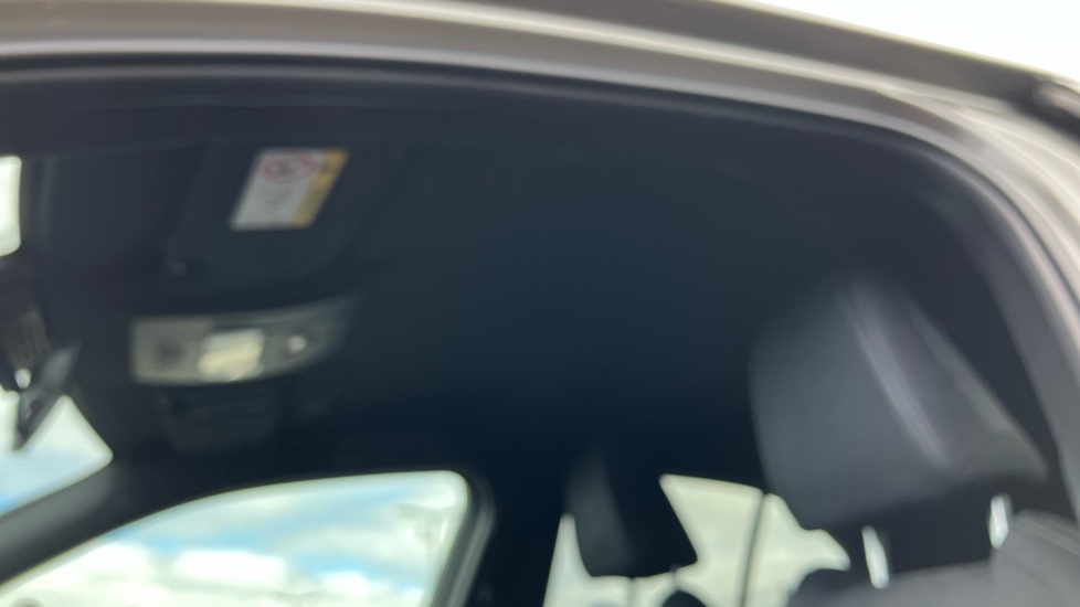 Lexus UX 300e 150kW 72.8 kWh Premium 5dr E-CVT Electric Hatchback - Image 19