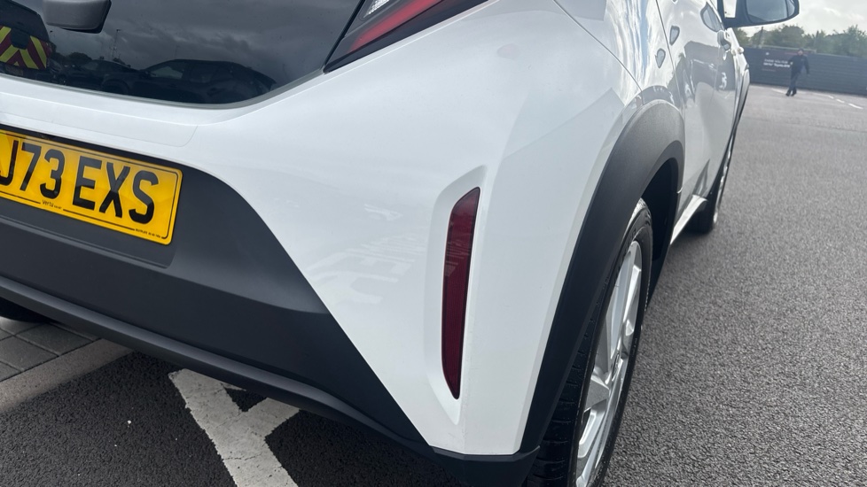 Toyota Aygo X 1.0 VVT-i Pure 5dr Auto Petrol Hatchback - Image 34