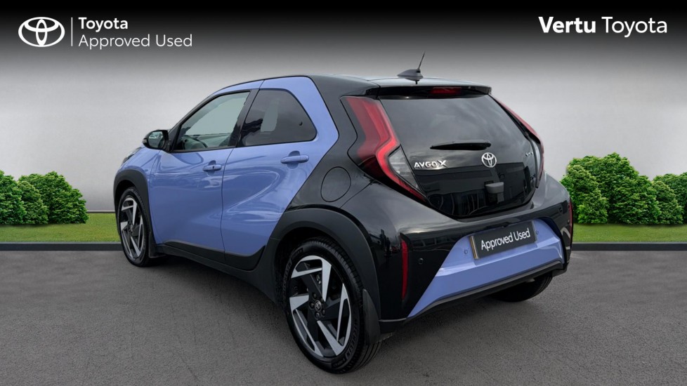 Toyota Aygo X 1.5 Hybrid Design 5dr CVT Hybrid Hatchback - Image 4